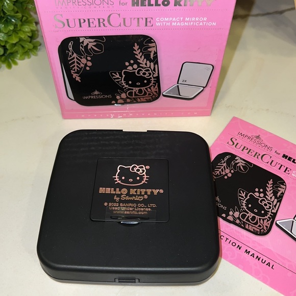 Impressions x Hello kitty compact mirror - Picture 5 of 6